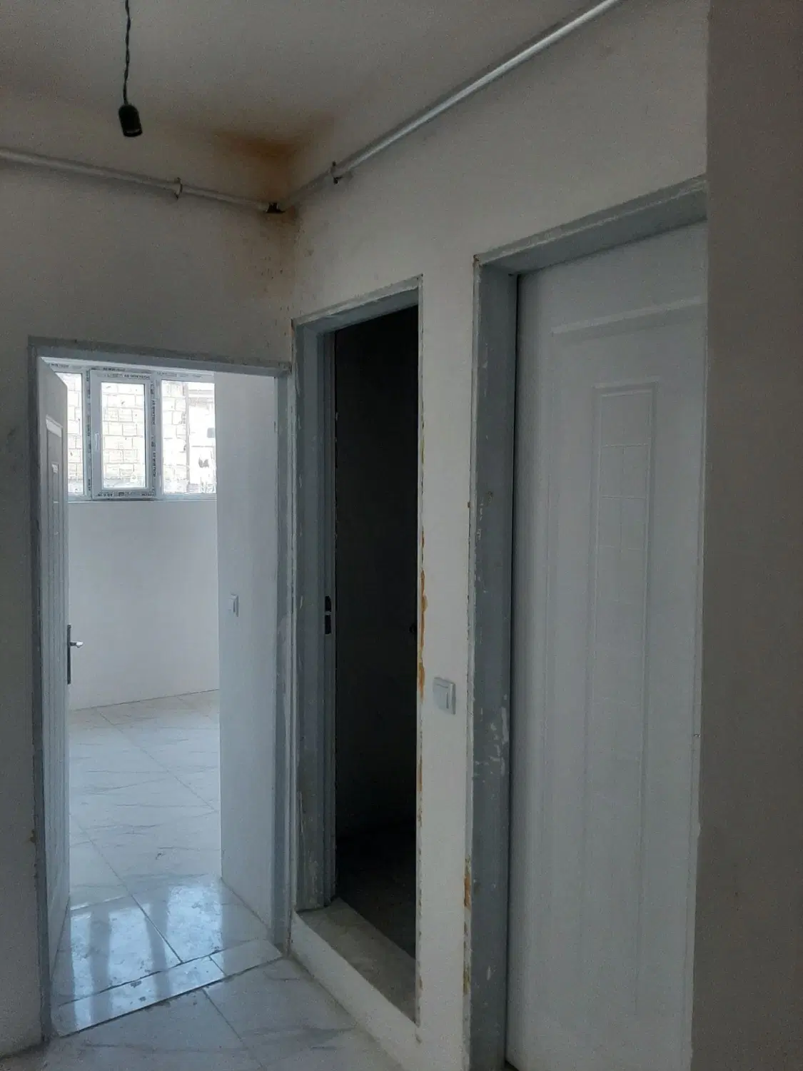 فروش آپارتمان ۹۵ متر عباسی چراغ قرمز بهشتی