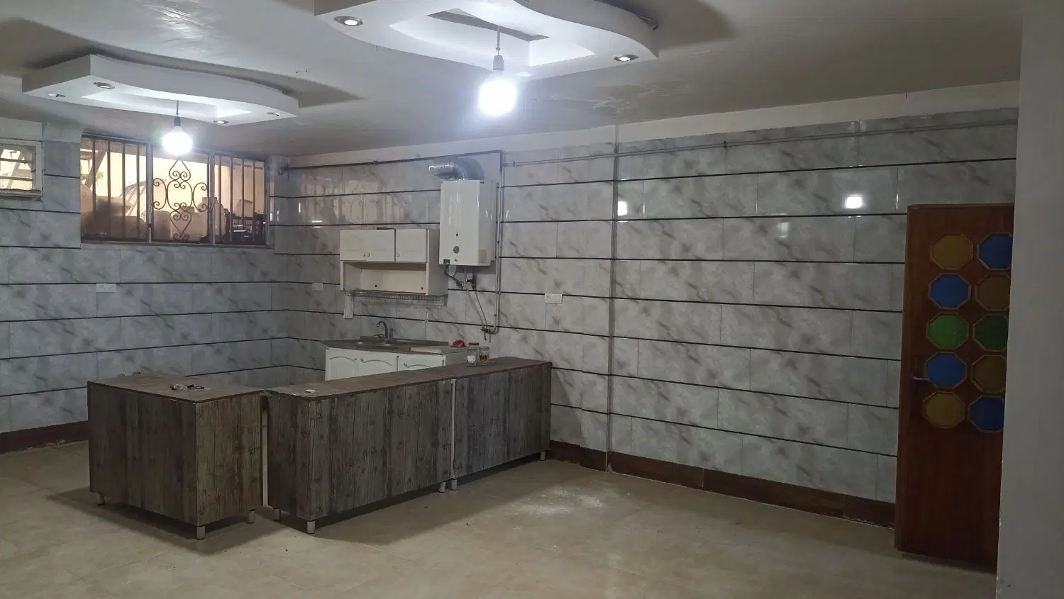 فروش ساختمان تجاری ، مسکونی