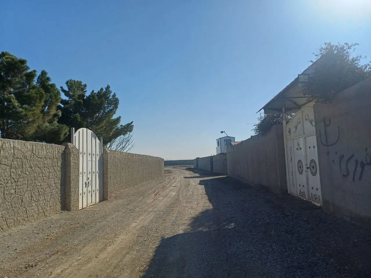 زمین ۵۰۰ متری خان سعادت