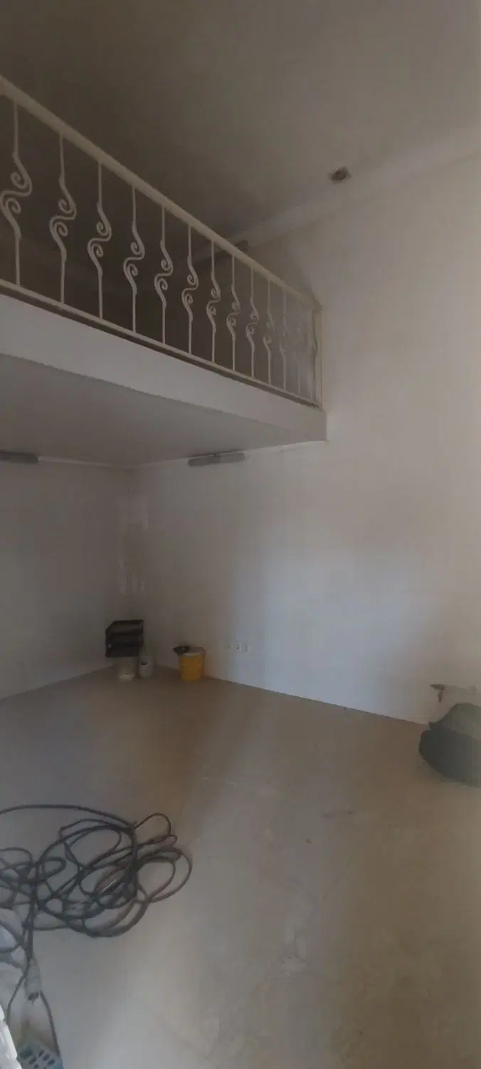 انبار ۱۹۰متری