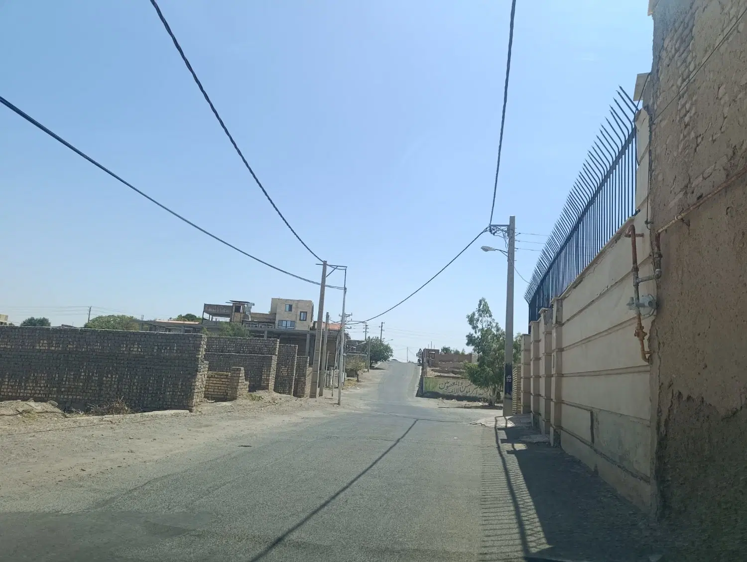 «زمین موقعیت تجاری»