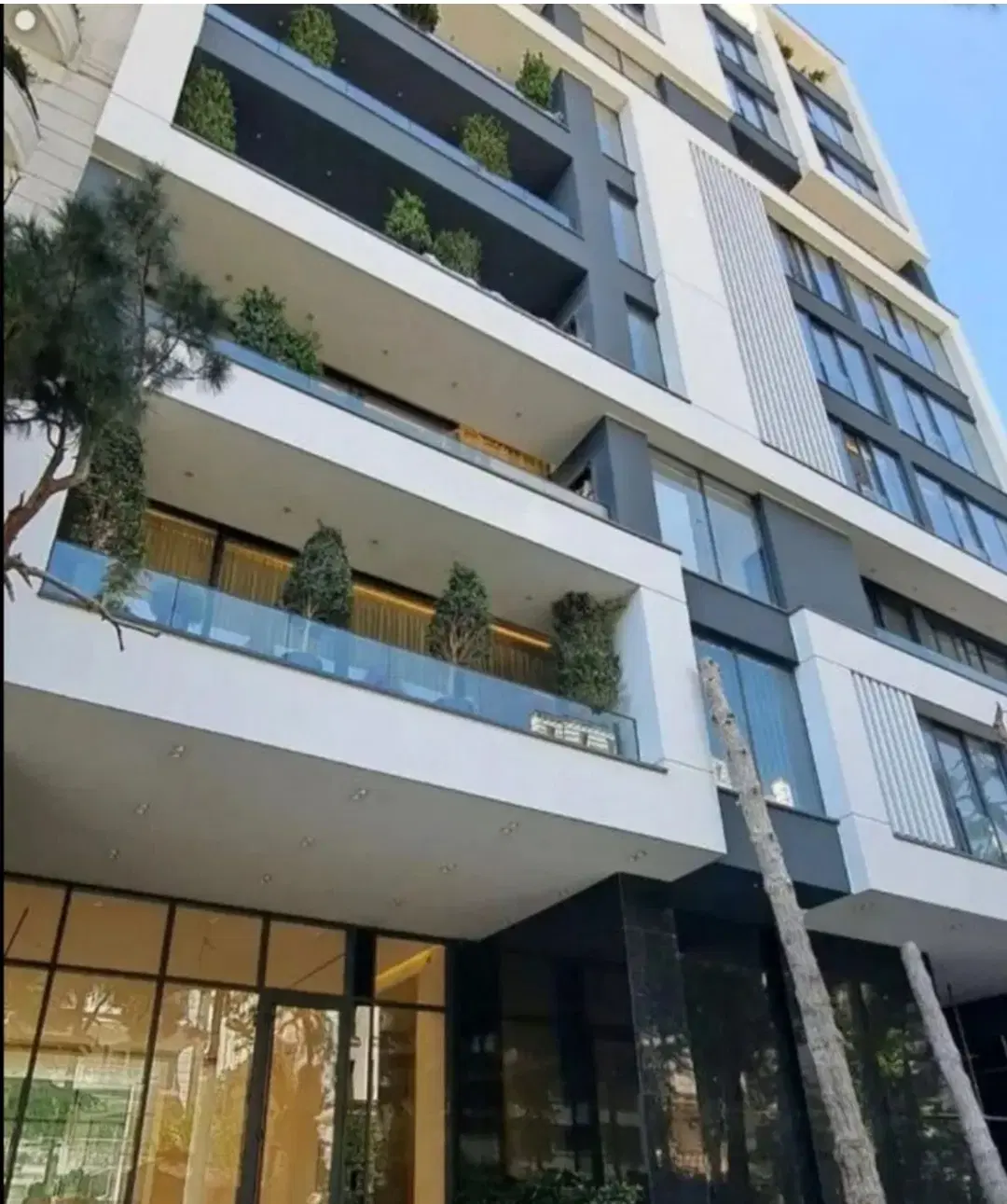 اپارتمان ۳ خواب (فروشنده واقعی)