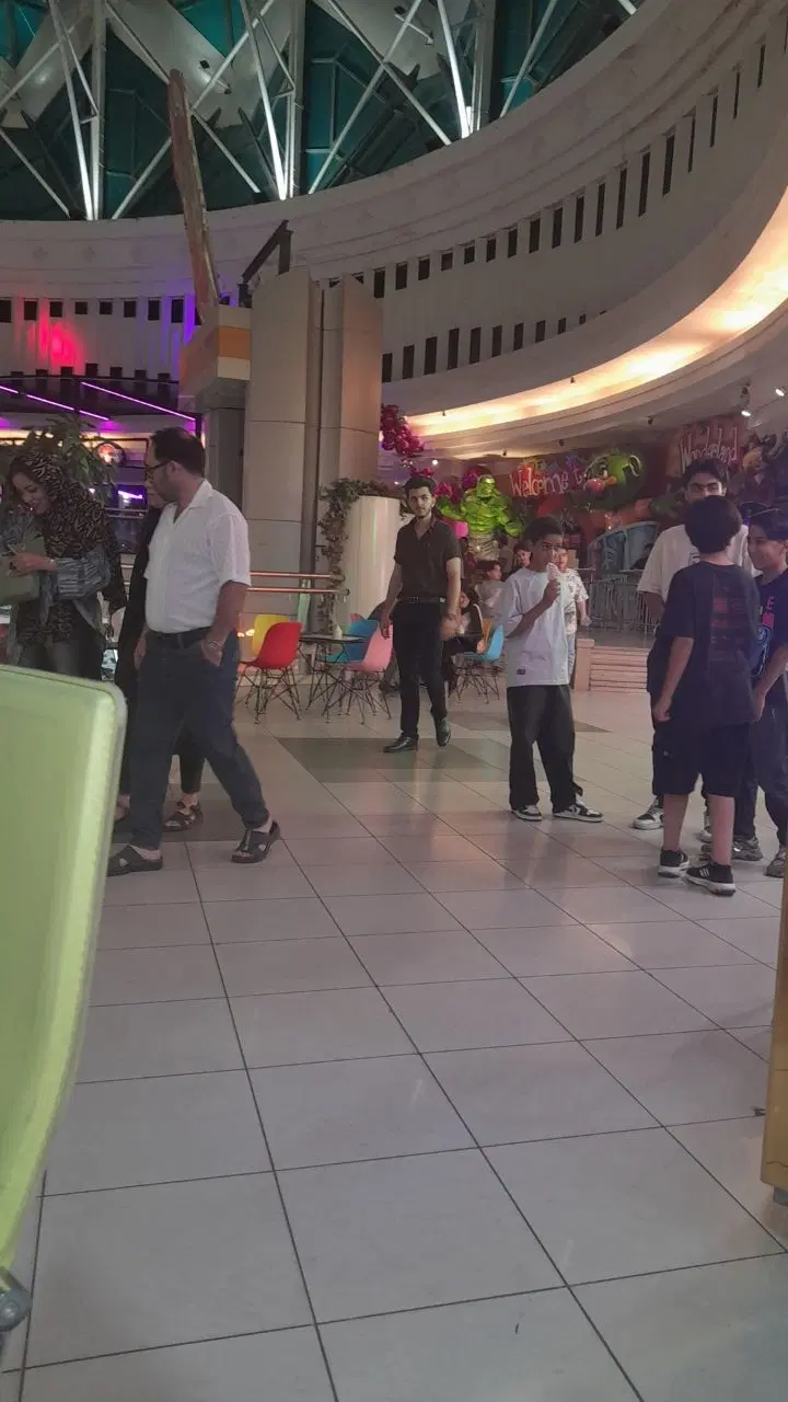 شش دانگ تجاری دائم