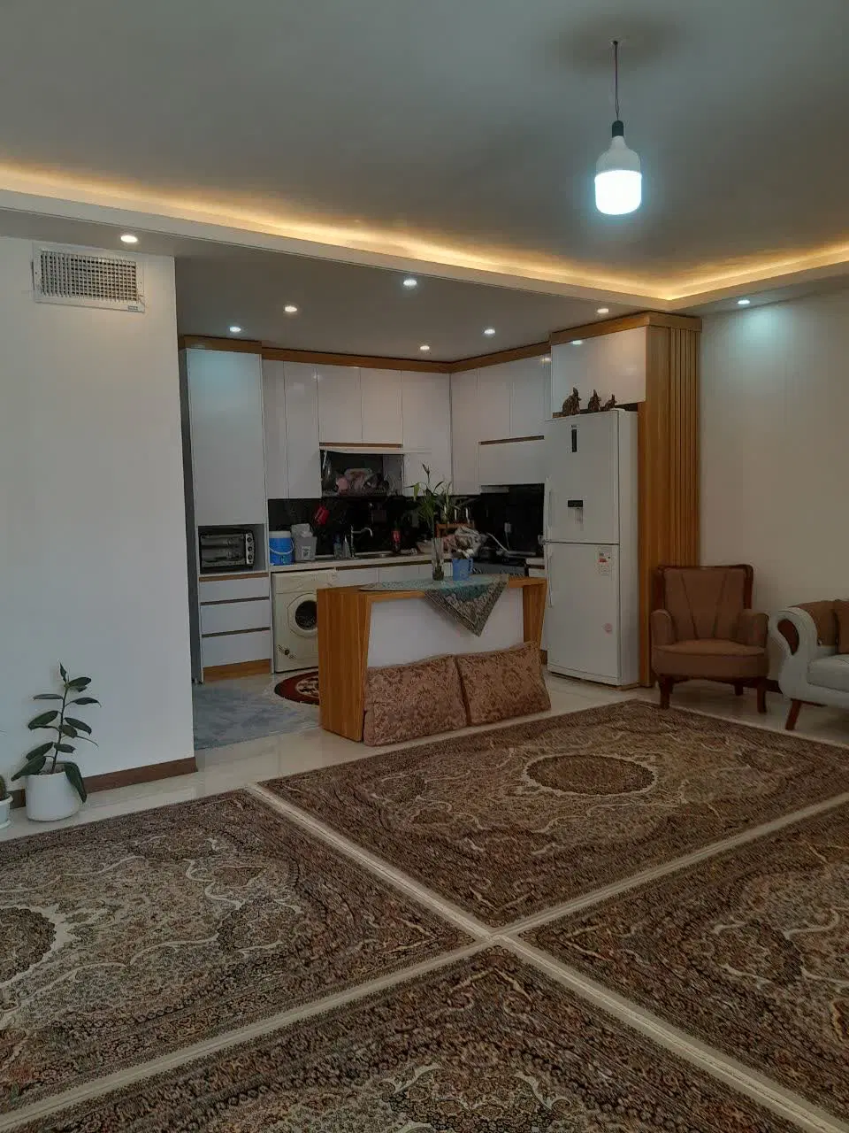 منزل تازه ساخت