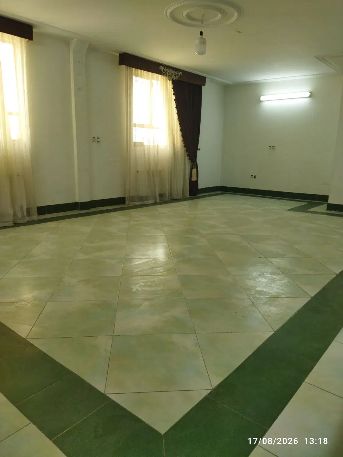 آپارتمان ،تک بلوک،خوش نقشه،خیابان البرز