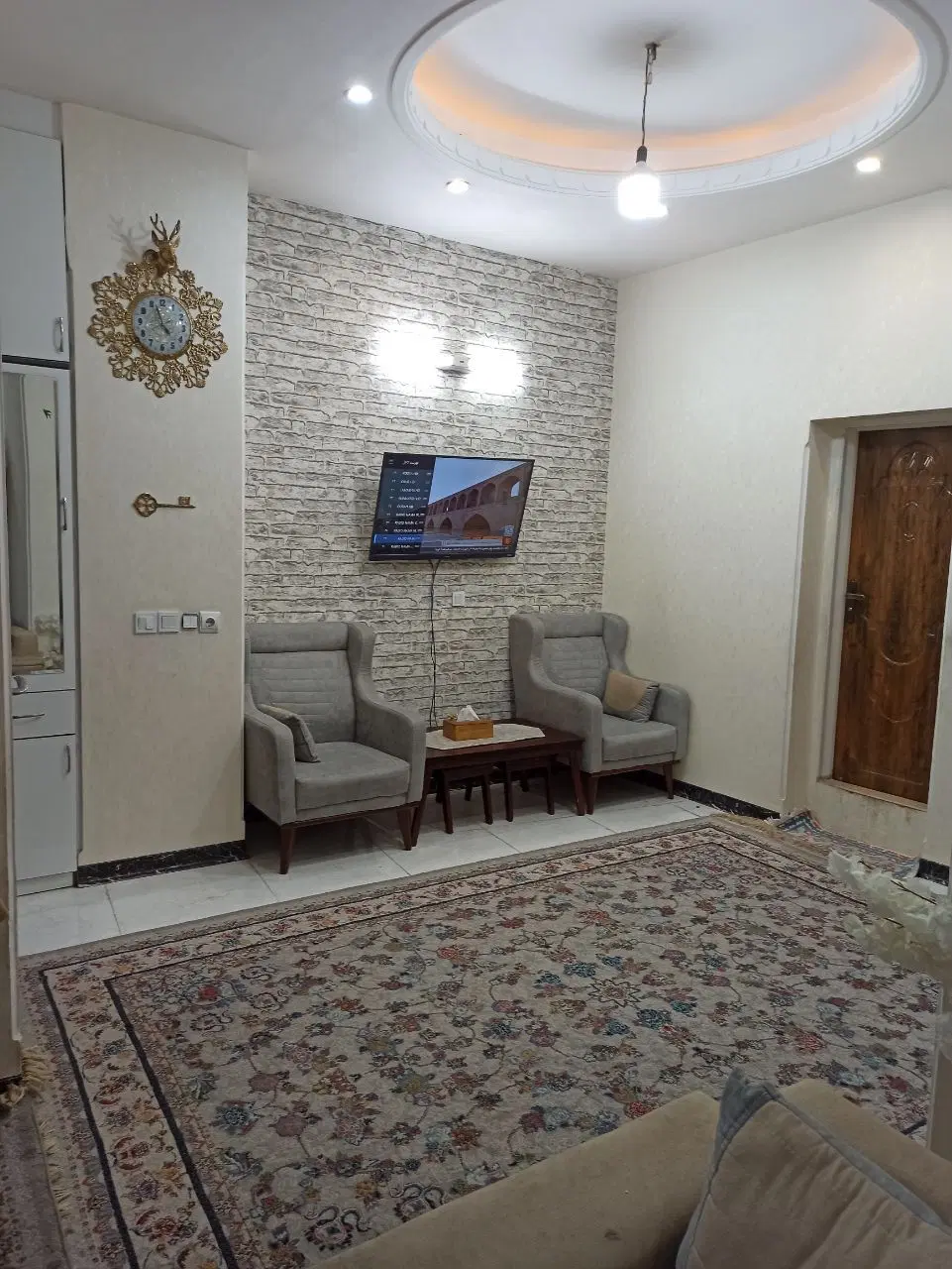 ۷۰متر_راه جدا _پارکینگ اختصاصی وپارکینگ مهمان