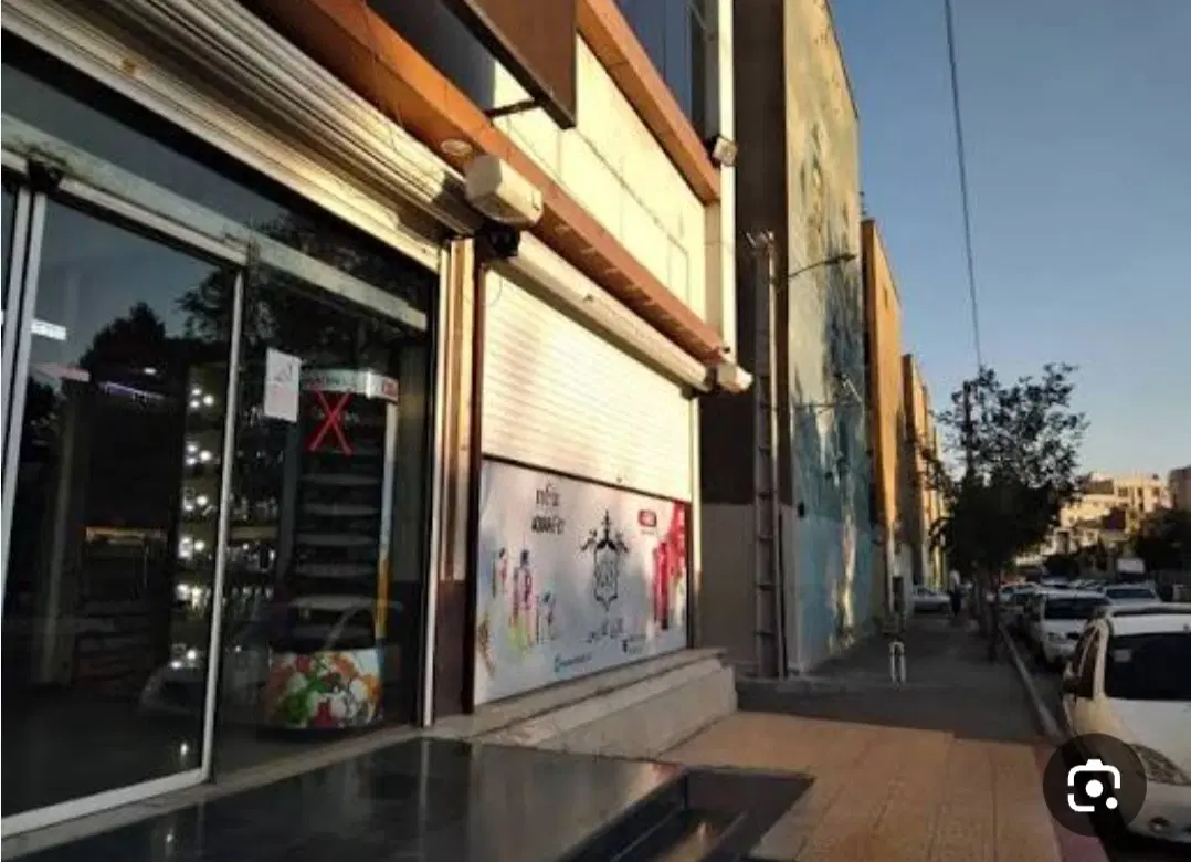 تجاری مسکونی برخیابان ۲۰متری شهیدبهشتی