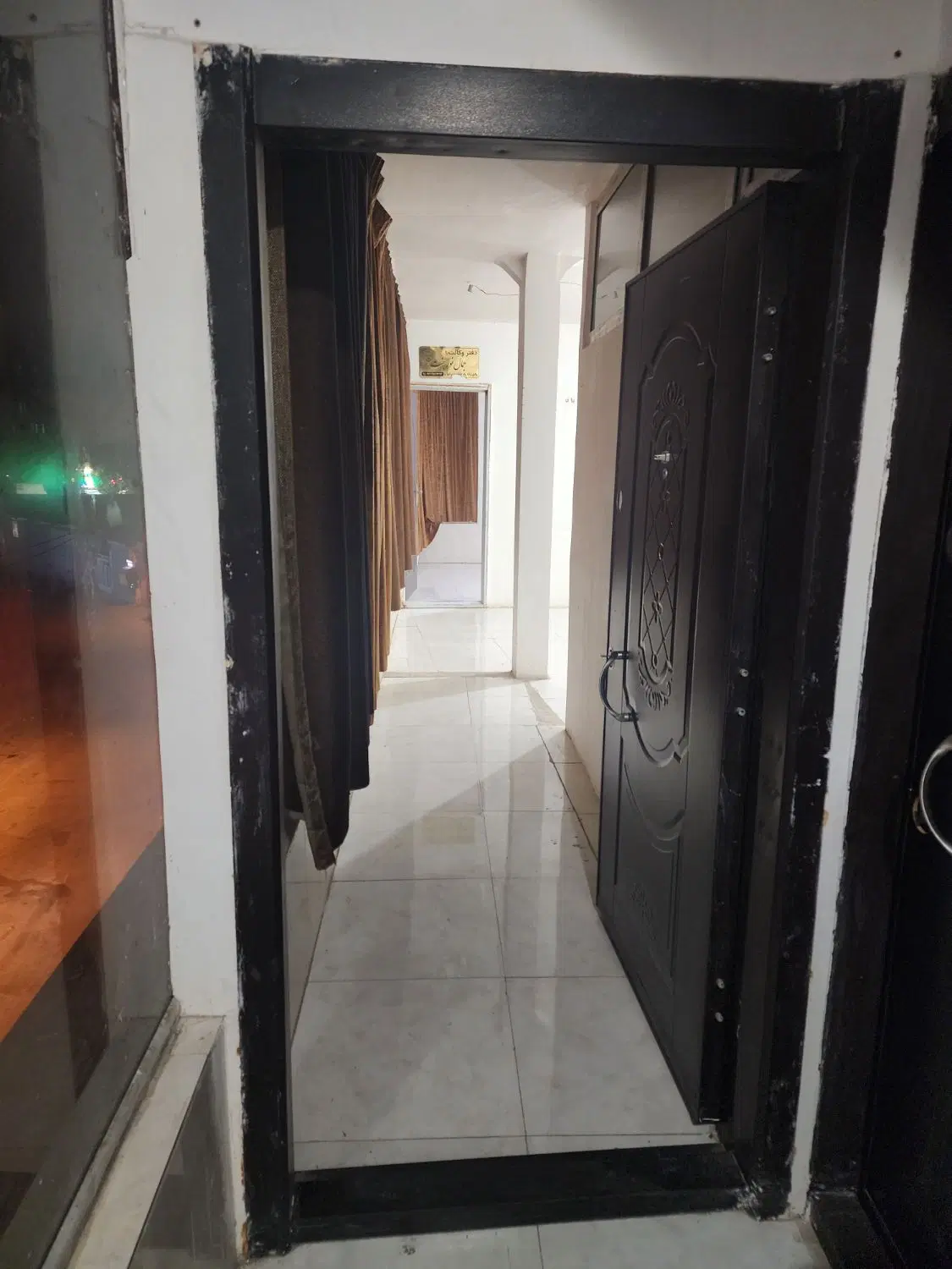 اجاره دفتر خدماتی
