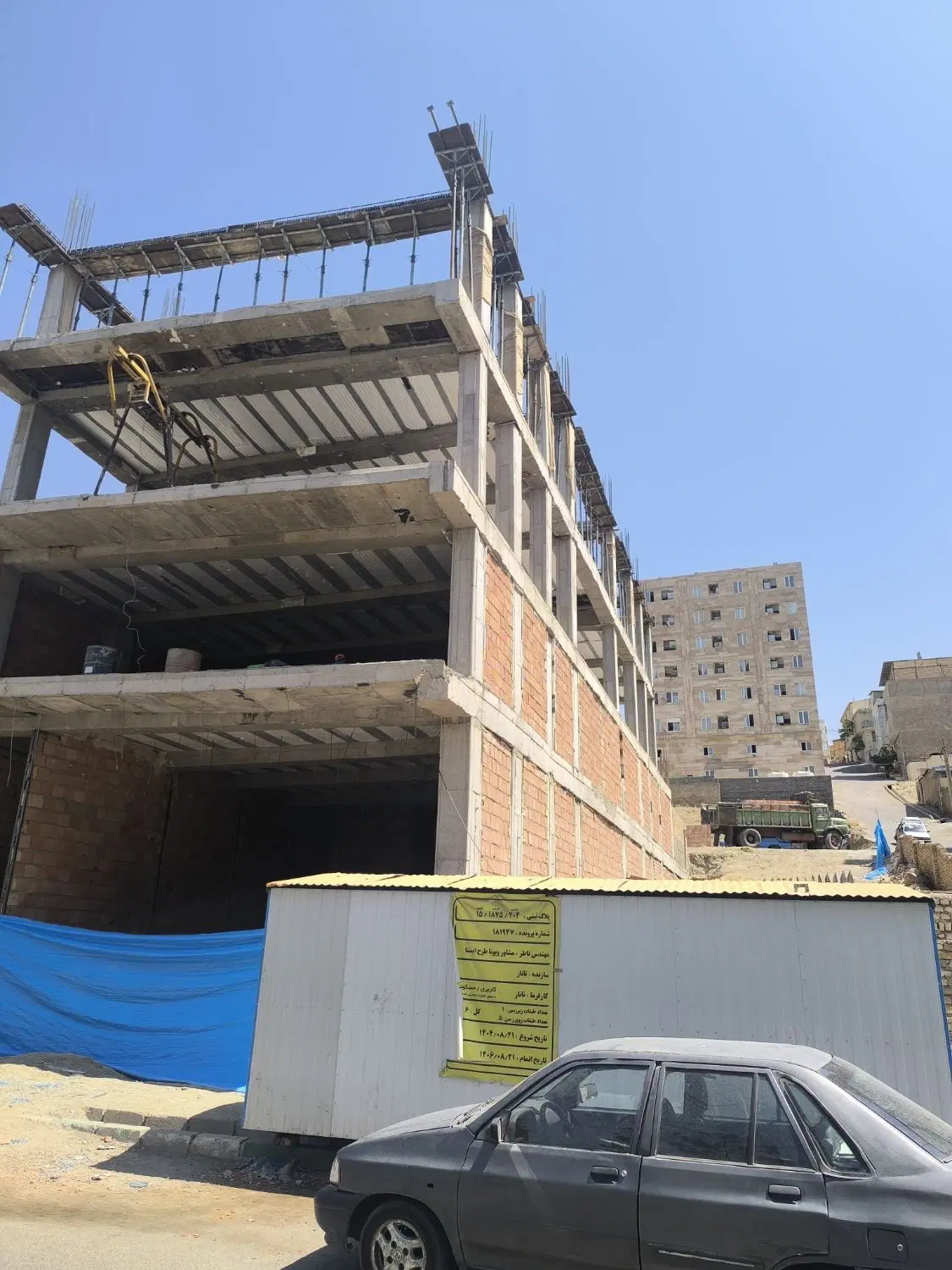 زمین ۳۵۰ متر با جواز مناسب سازنده و سرمایه گذار