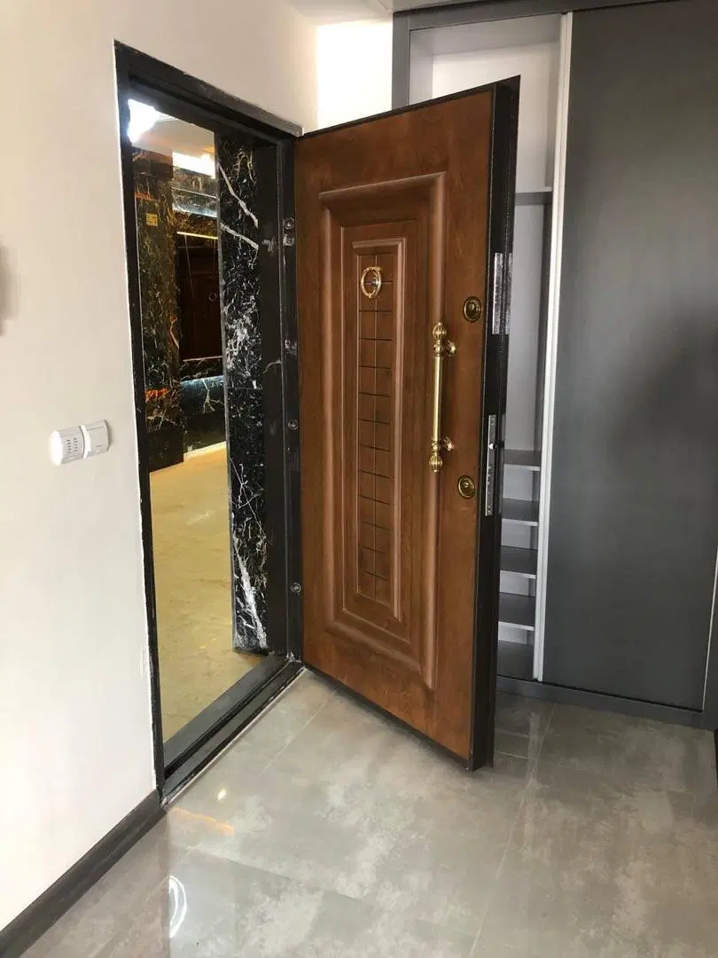 فروش اپارتمان بسیار مدرن  فاز یک دکتر حسابی