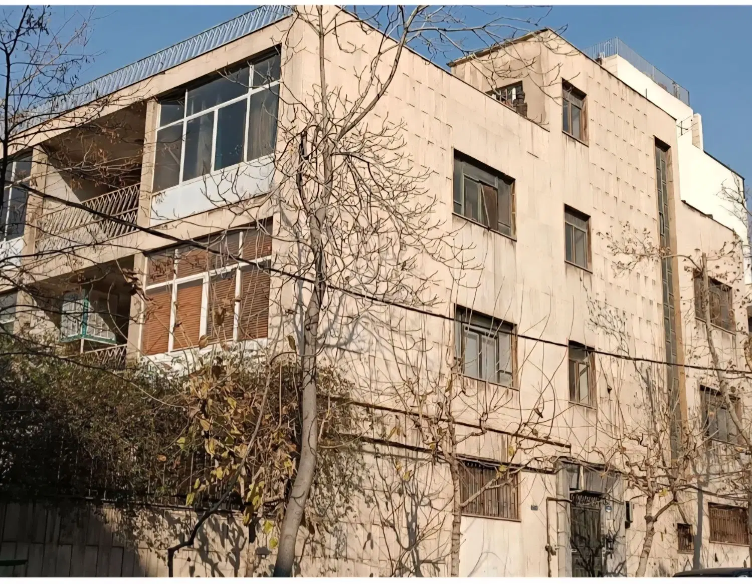 خانه ۶۰ متری کلنگی