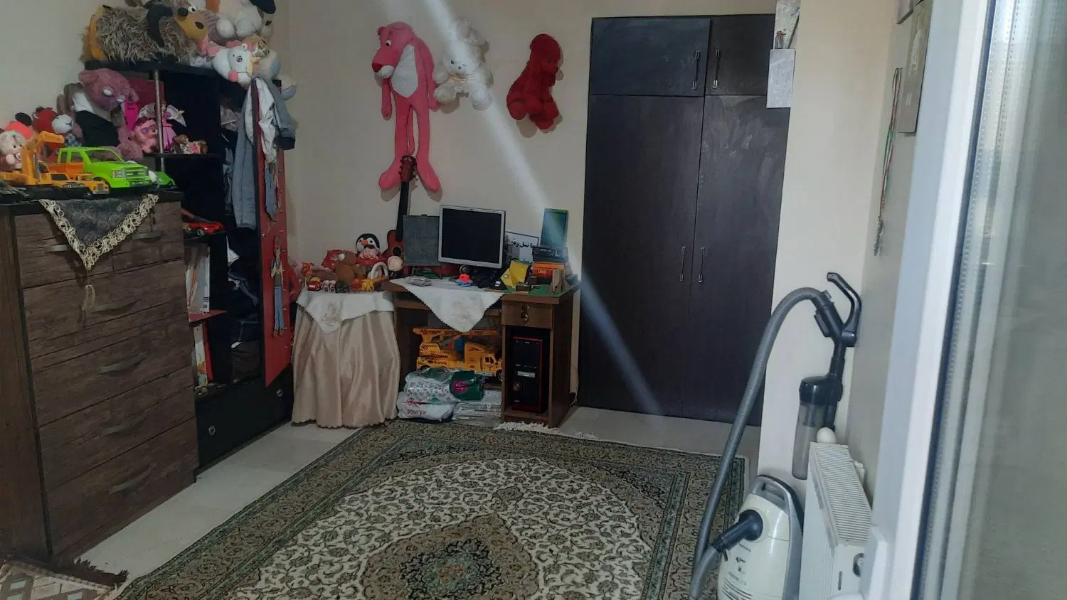 ۱۱۰ متر هست ساله دوخوابه فول لاکچری