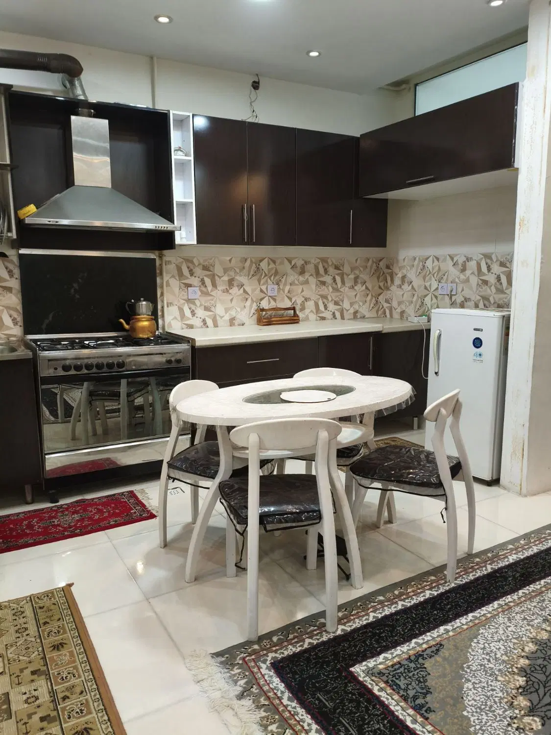 سوییت پارکینگ دار