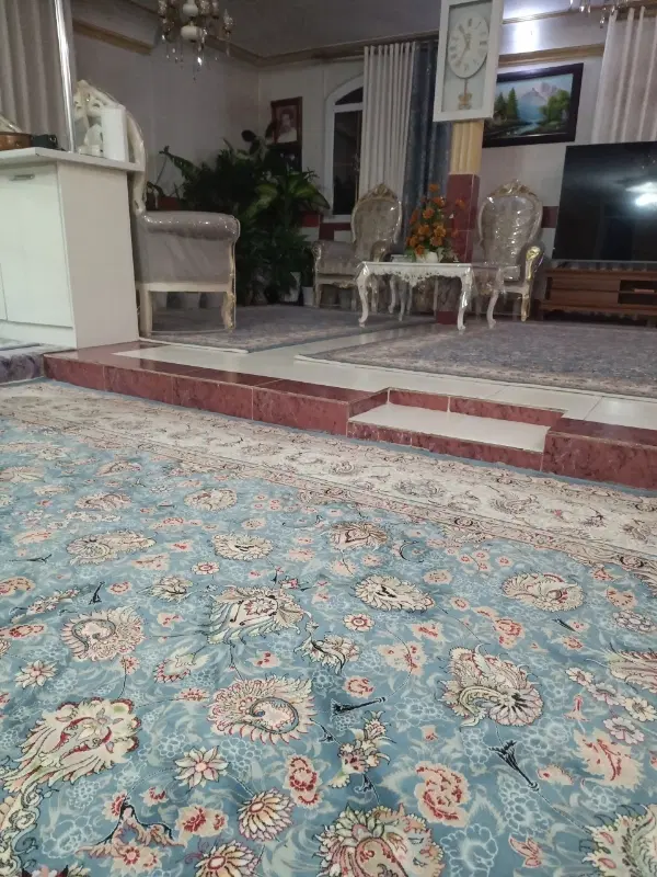ویلایی ۱۲۰متری ماشین رو تمیز کابینت هایگلاس