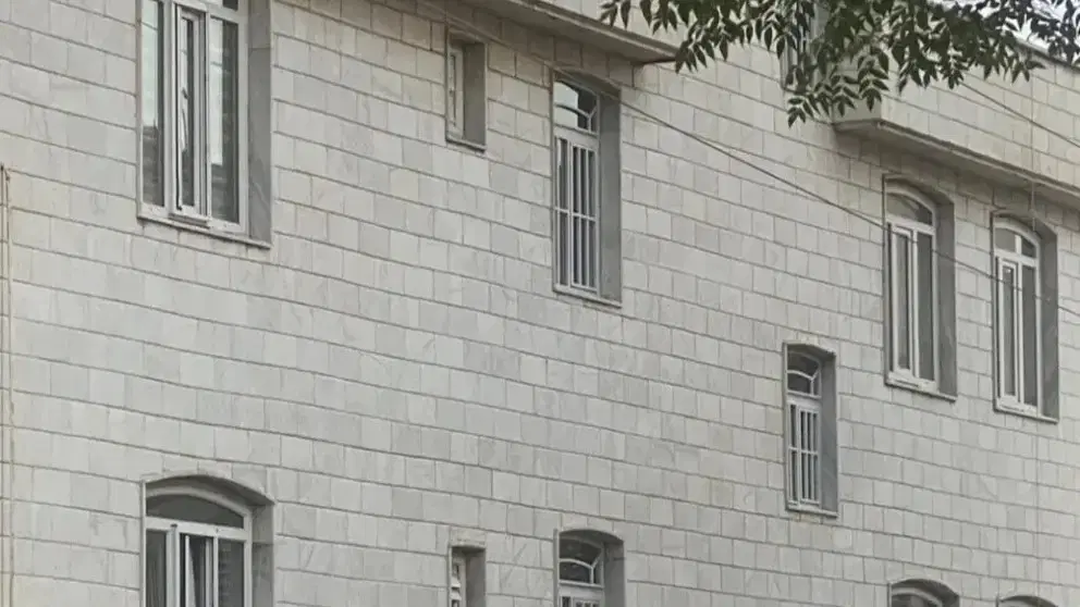 واحد همکف_ 20+90 متر_ با موقعیت اداری و تجاری