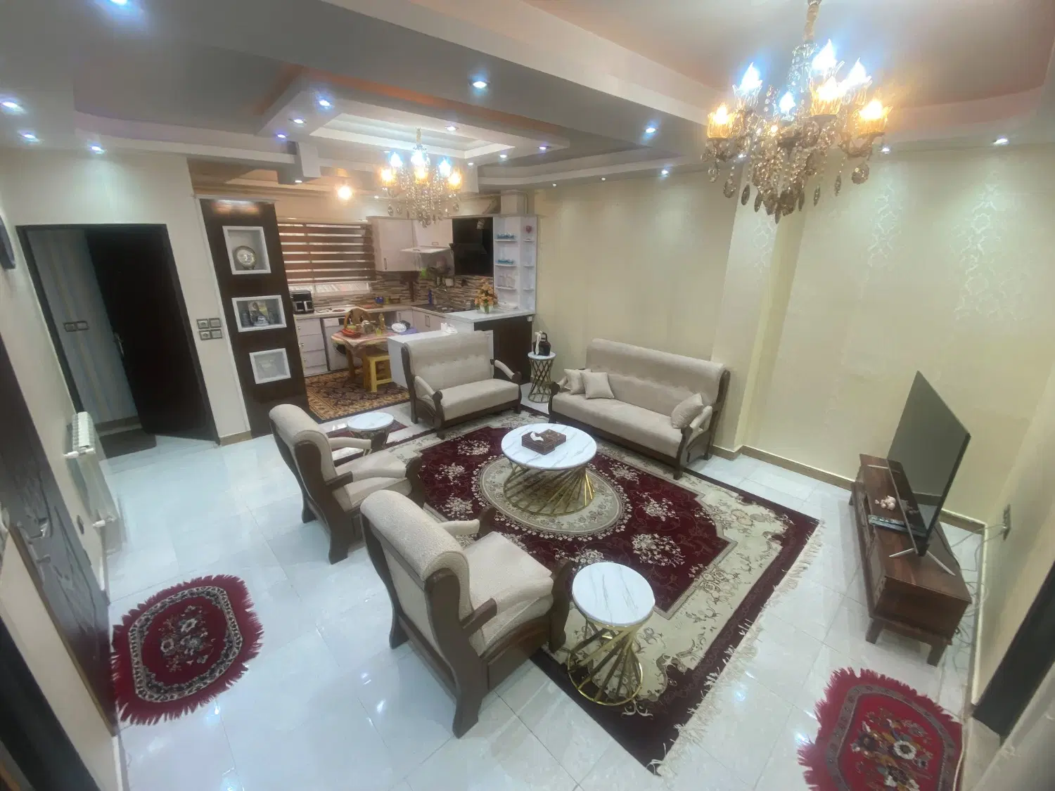 فروش آپارتمان ۹۸ متری ۲ خواب در متحدین