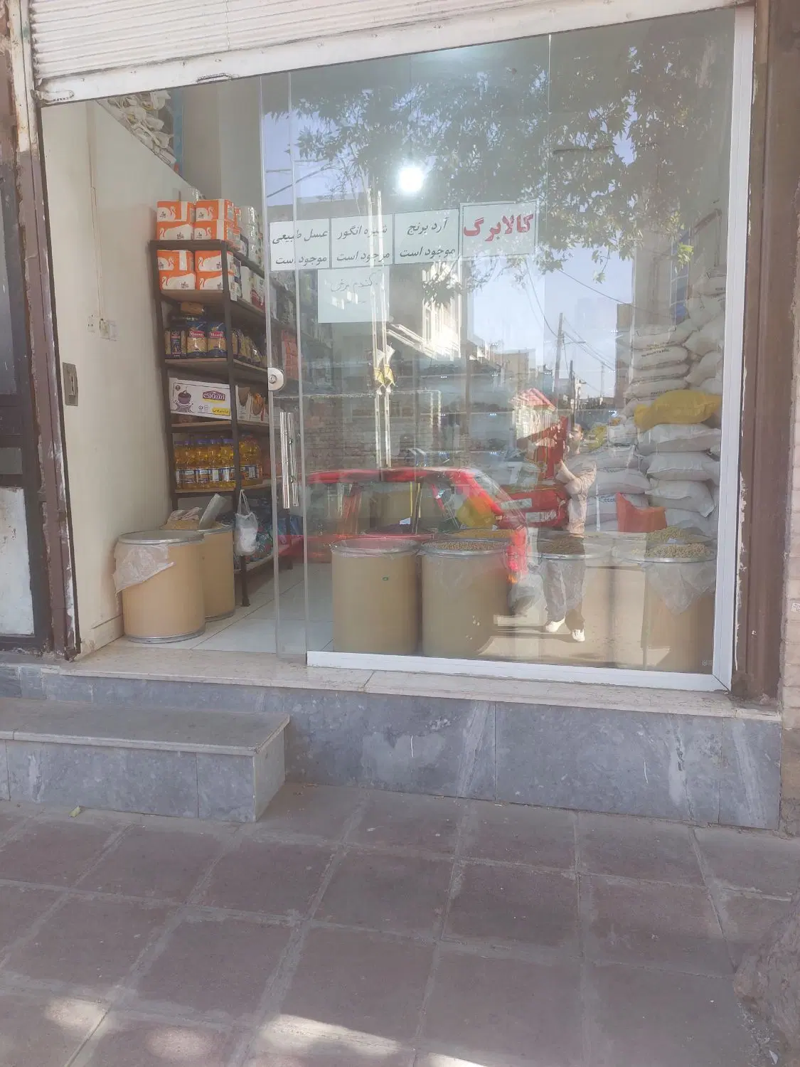 اجاره مغازه لوکیشن خوب و شلوغ