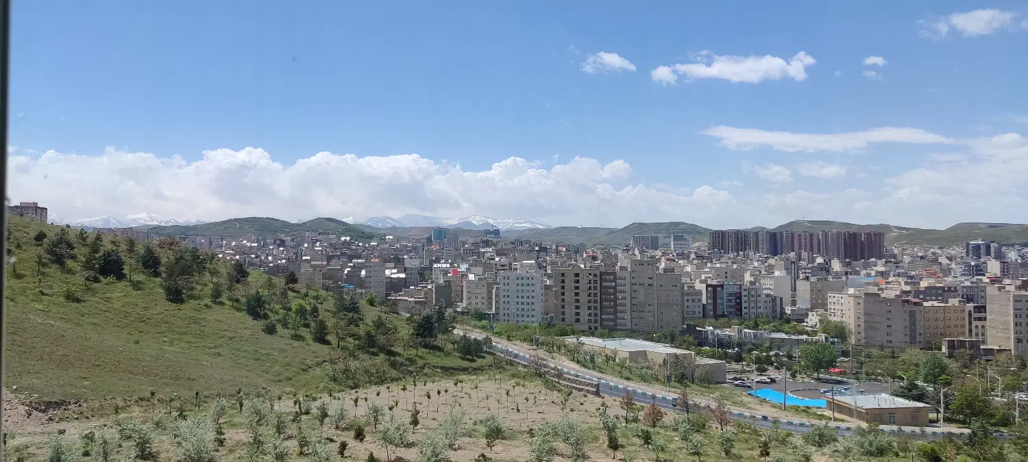 واحد ۱۳۰ متر استاد معین