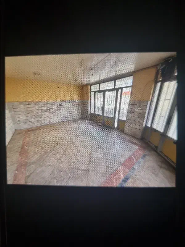 مغازه تجاری ۱۵ متری خیابان فرزانگان(اداره پست)
