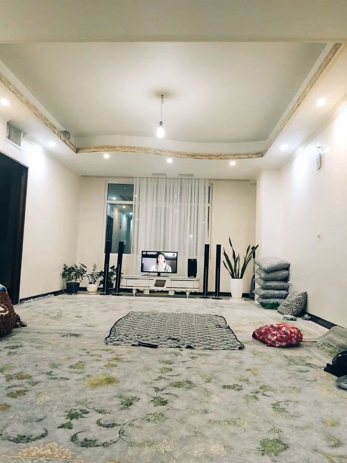 ۸۴مترباغ دادگر