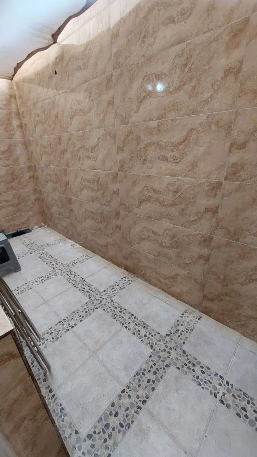 رهن یک واحد از منزل چهار واحده