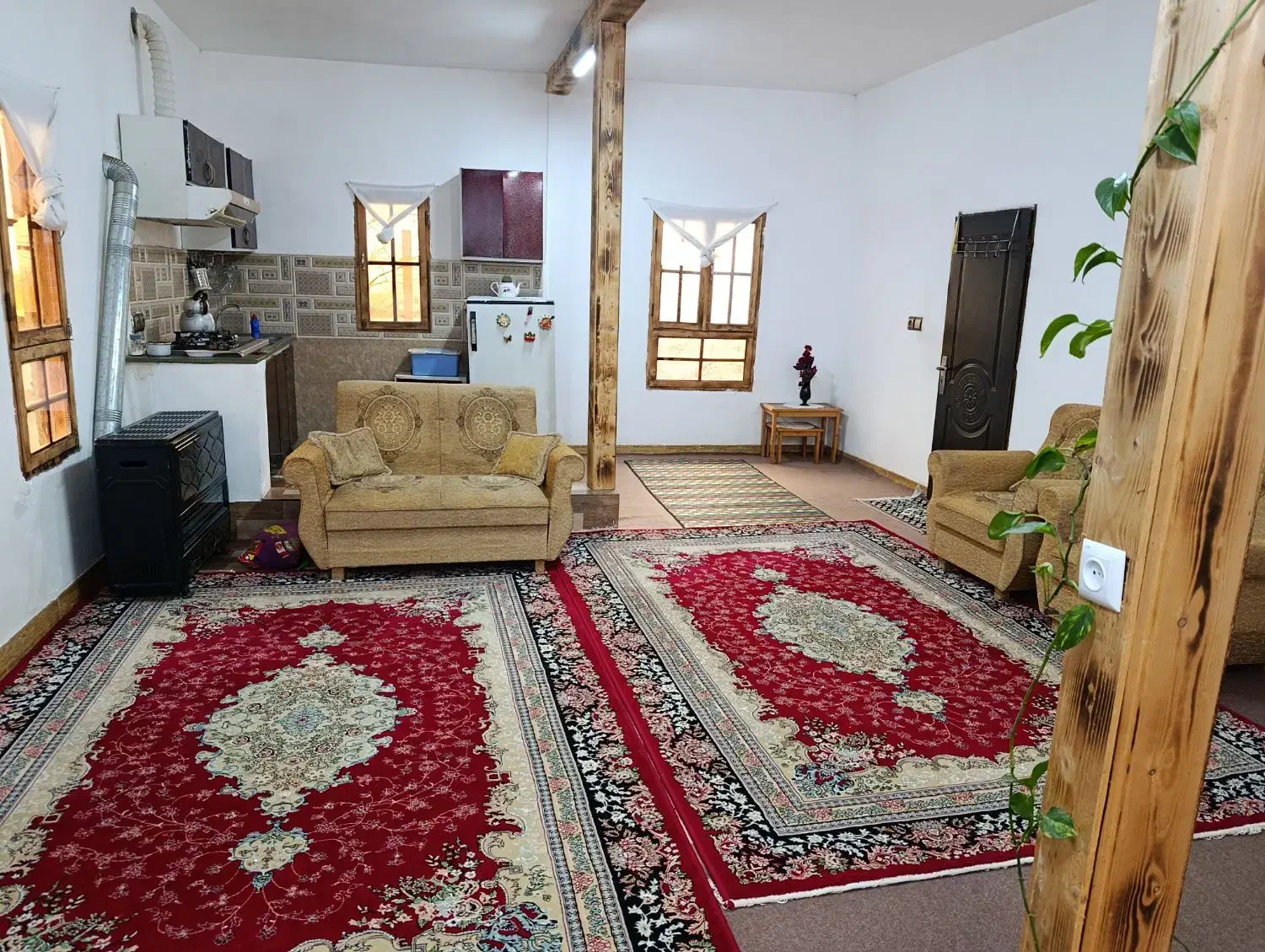 ویلا دوخوابه دوبلکس رو به ابگیر