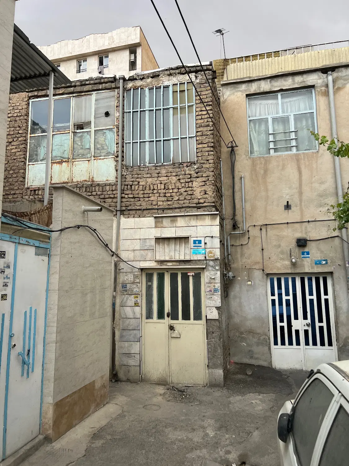 ۹۷ متر کلنگی ویلایی خلیج
