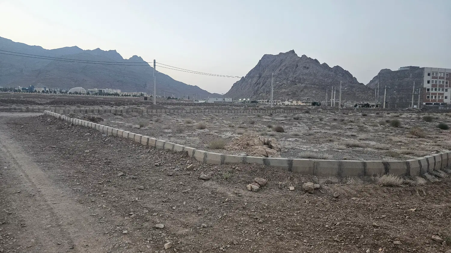 فروش چند قطعه زمین در سایت پزشکان دانشگاه آزاد تفت