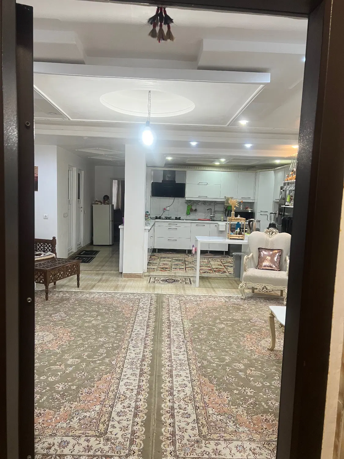 واحد ۱۲۰ متری بلوار چمران