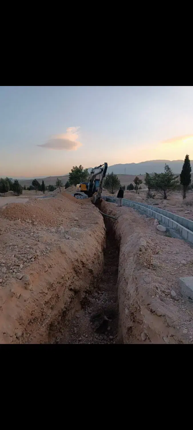 زمین۴۰۶ متری منابع طبیعی نیاوران