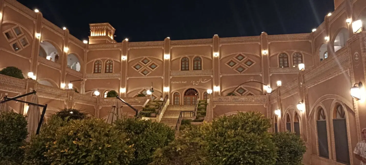 زمین برای ساخت کافه رستوران