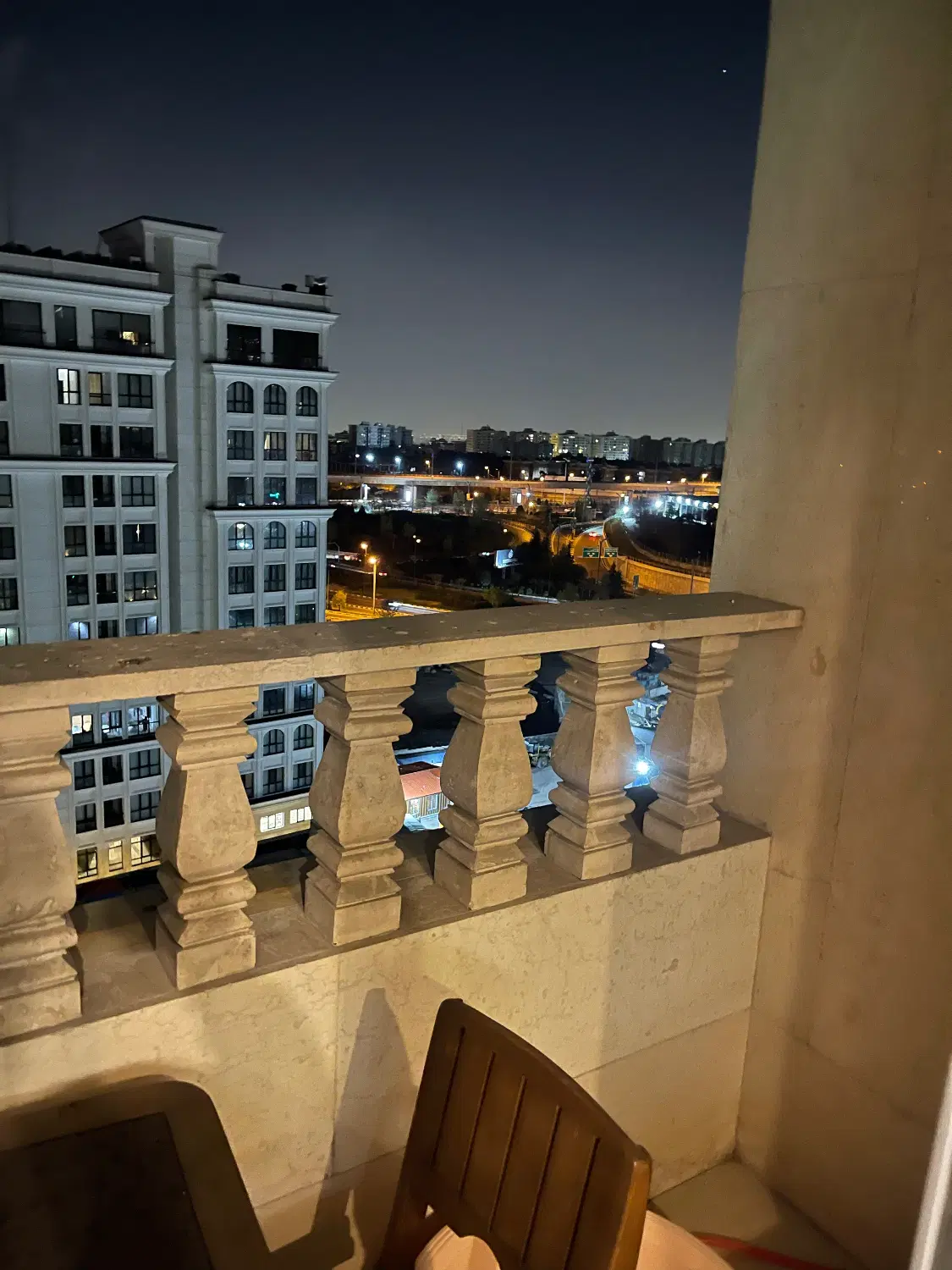همخونه خانوم