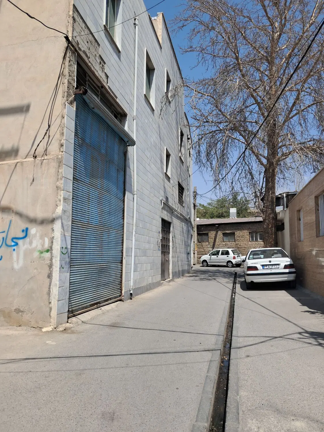 آپارتمان مغازه