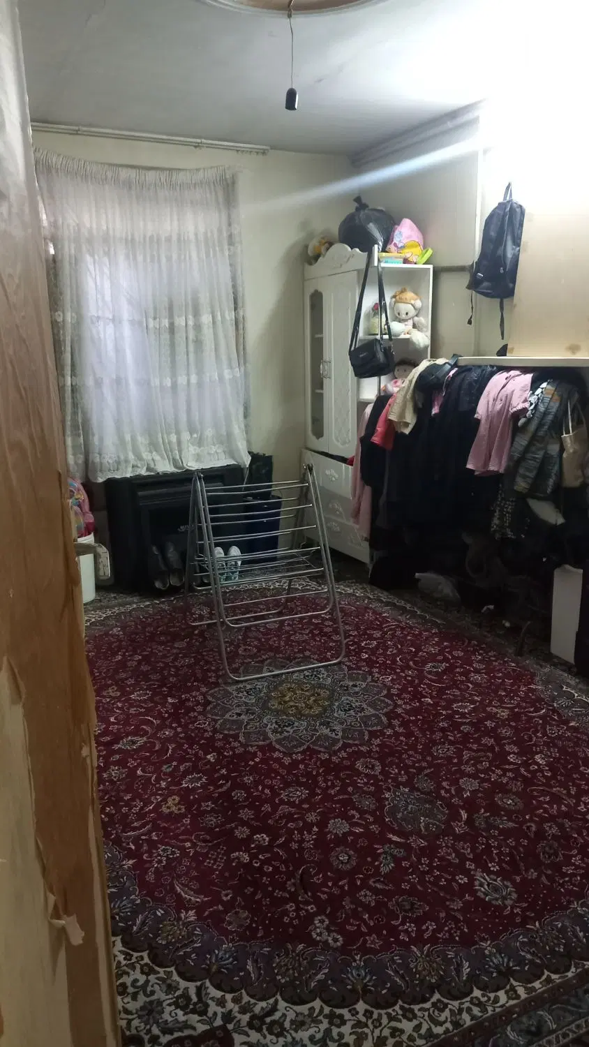 ۱۴۲ متر ۲۴۰ متر بنا