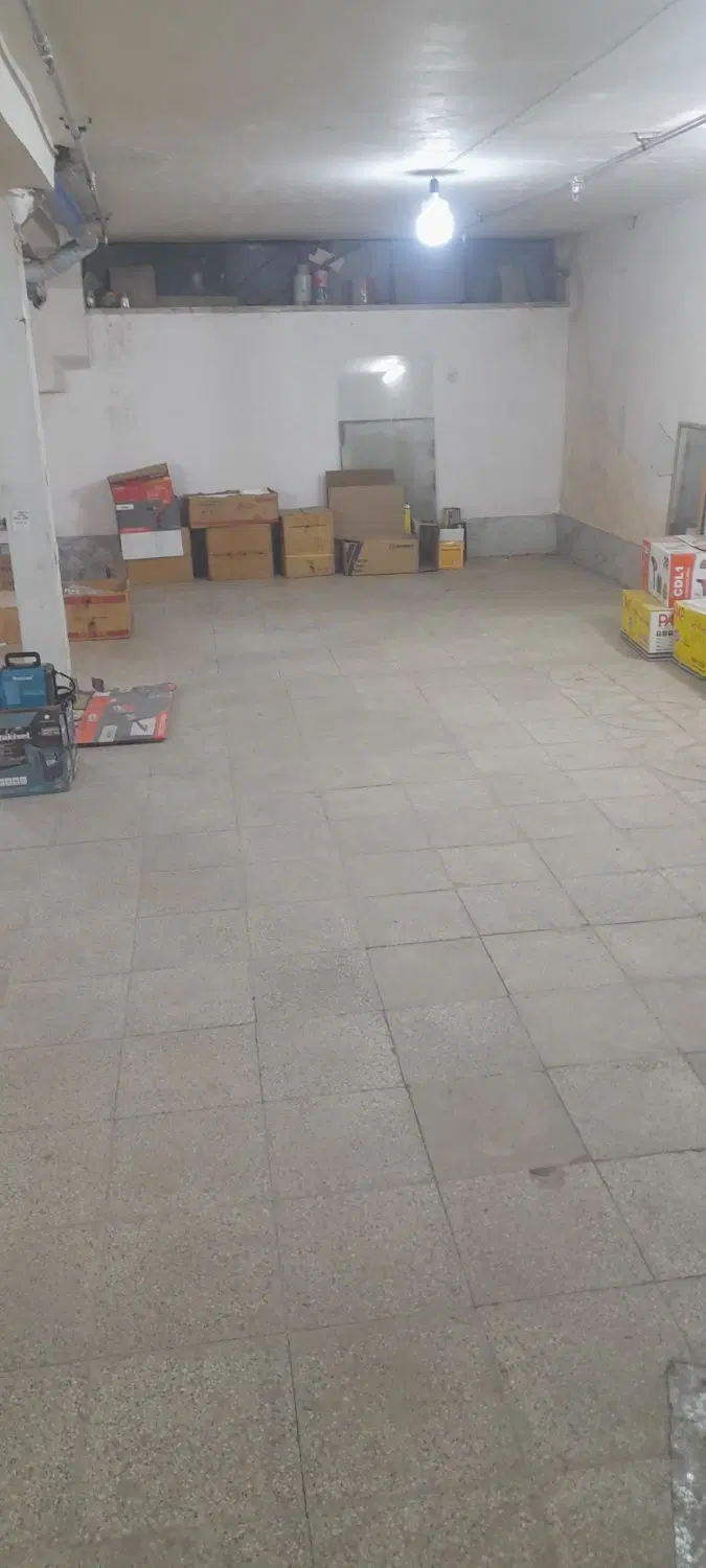 فروش انباری تجاری .
