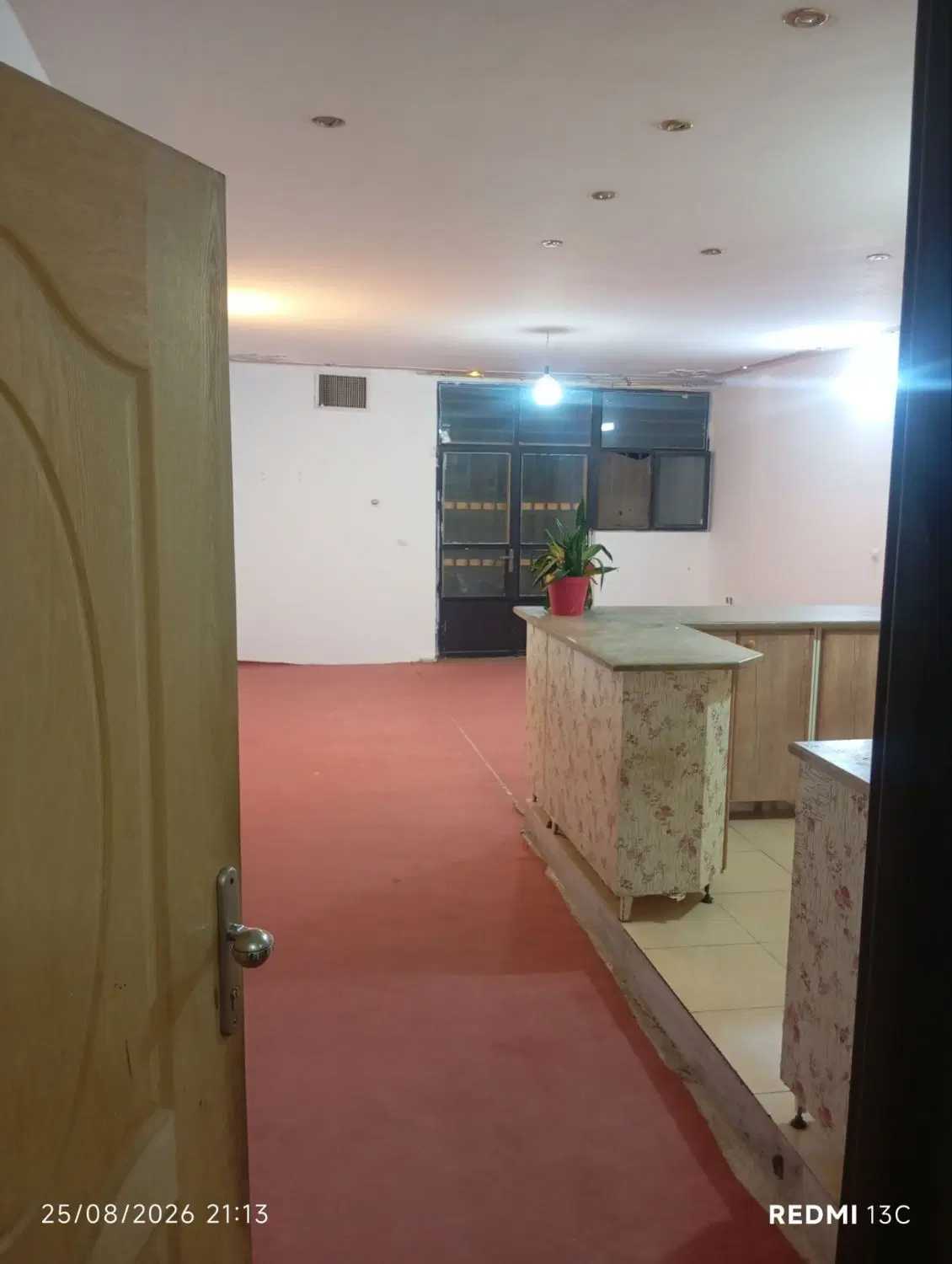 اجاره آپارتمان بالا ویلای