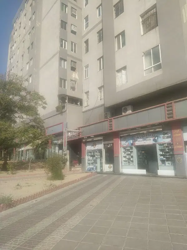 ۷۰ متر تجاری بر اصلی