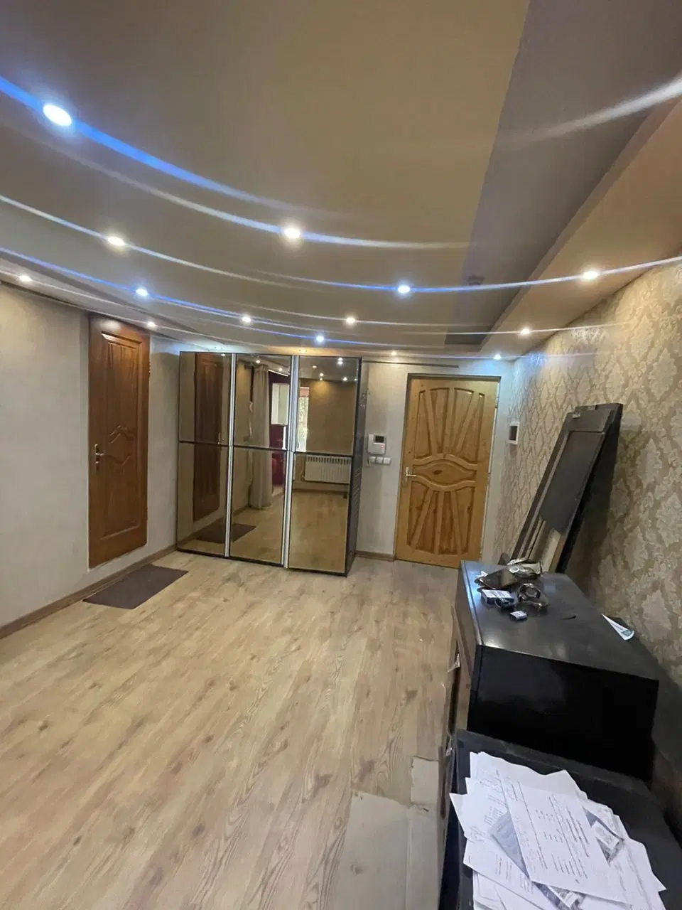 ۲۷ سوییت الهیه