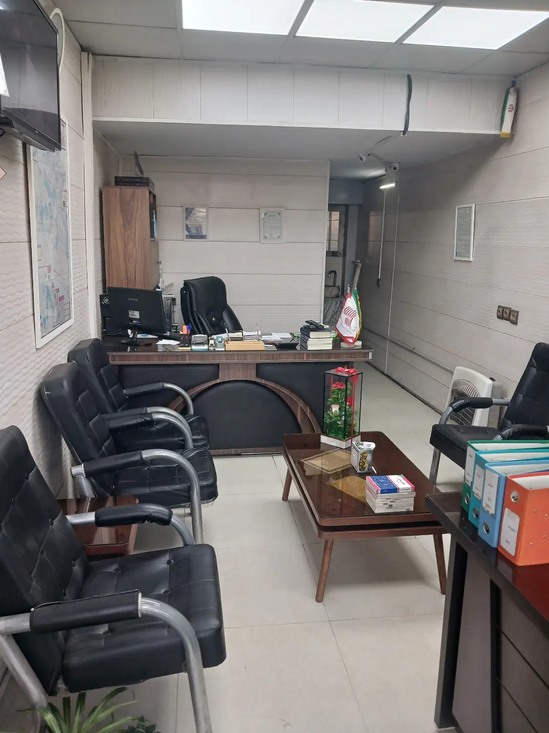 مغازه  بر اصلی