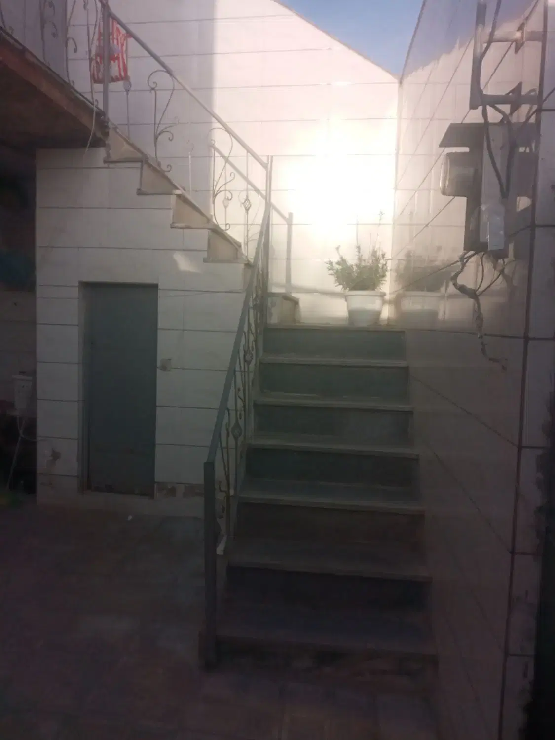 خانه ویلایی دوطبقه ۱۰۰متر