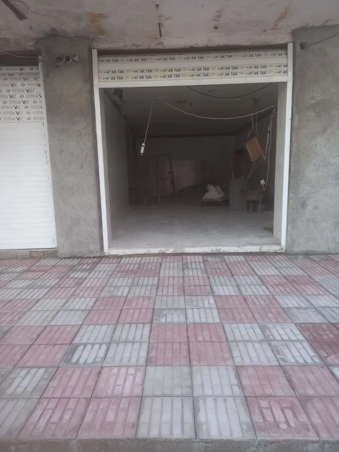 مغازه بزرگ ۱۰۰متری