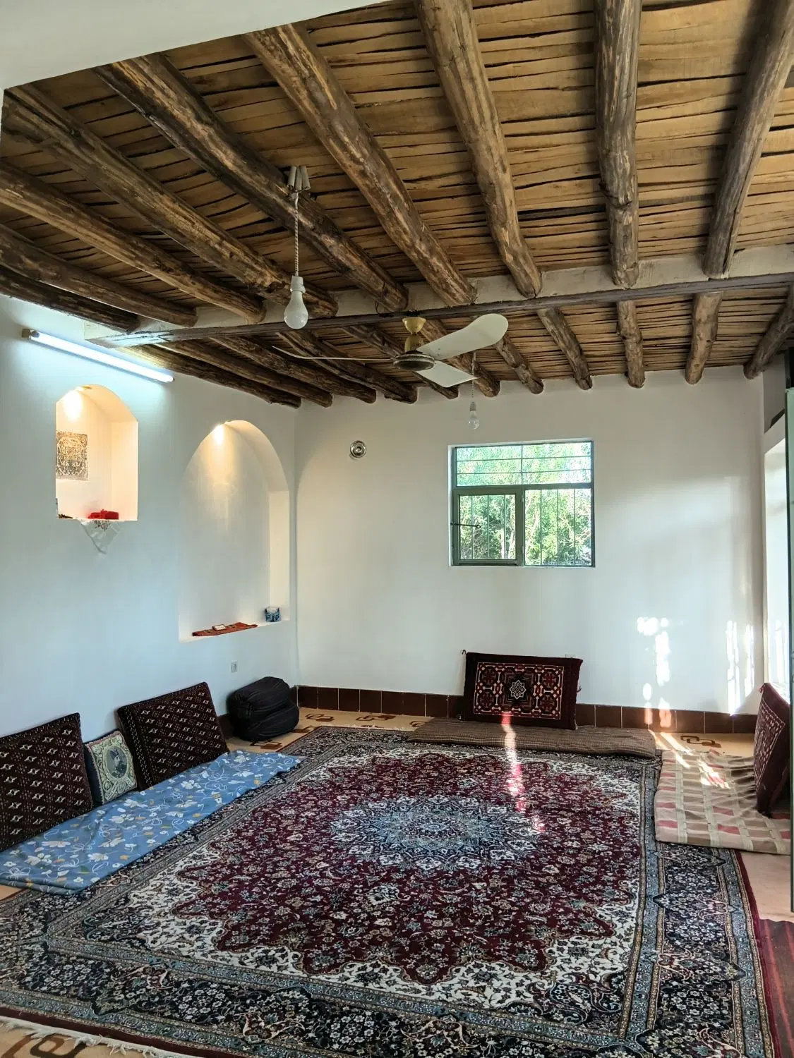 فروش باغ زرین شهر