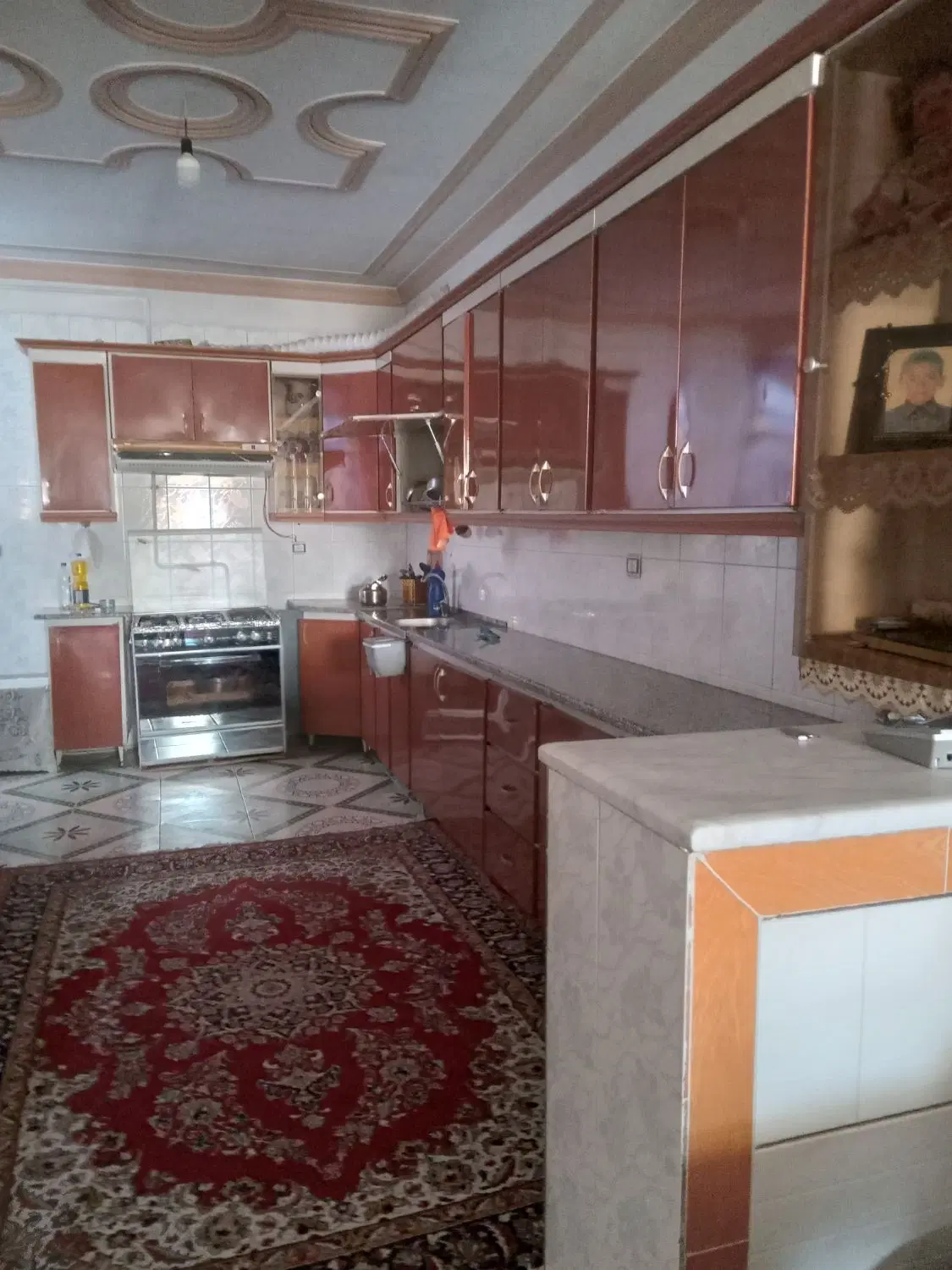 خانه ویلایی ۲۷۵متر خیابان مدیریت