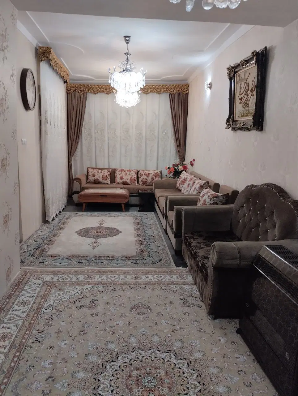 حیاط خانه پل ارم انقلاب پاسداران کوثر غربی وشرقی