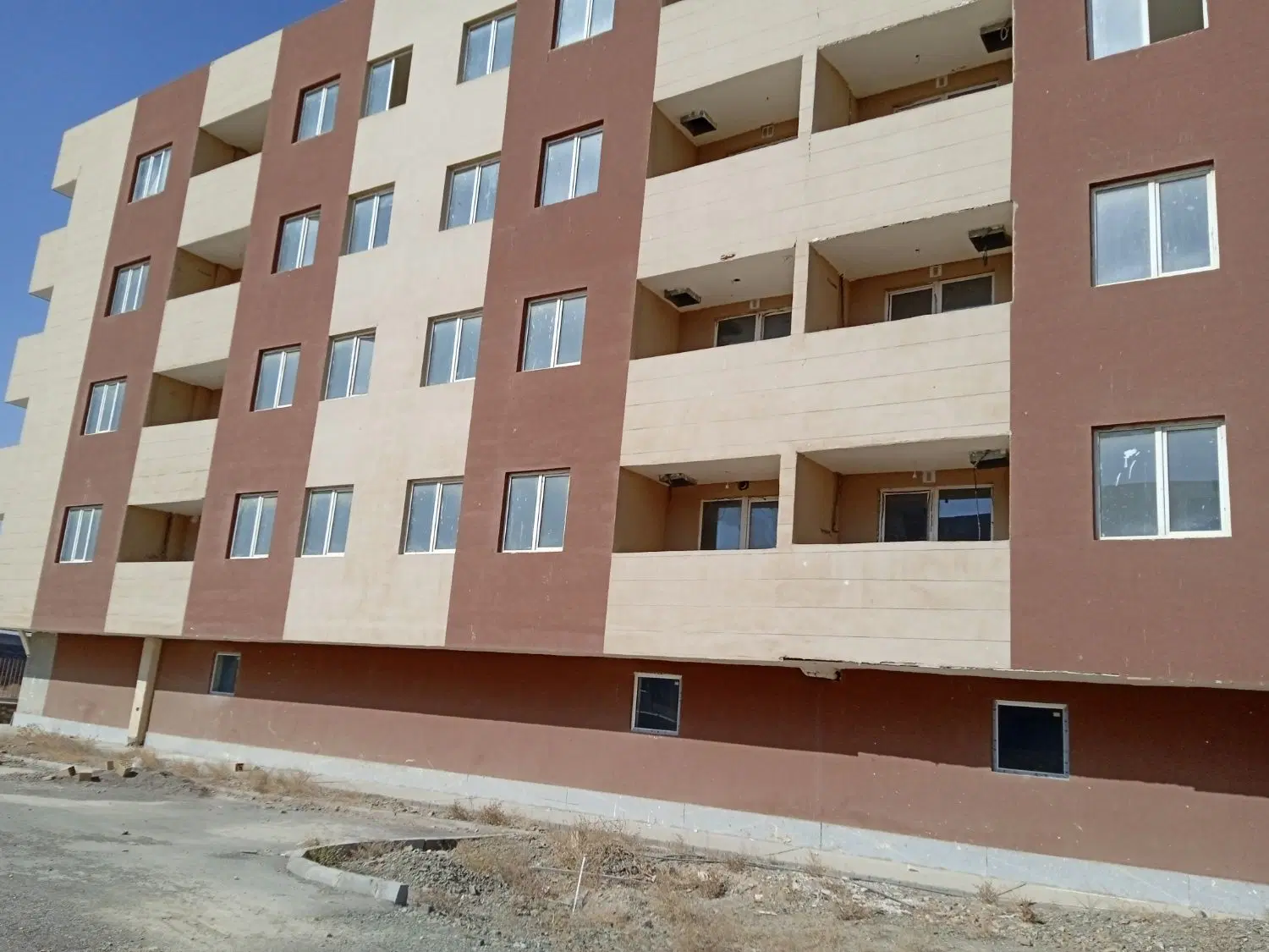 رهن و اجاره واحد مسکونی در غدیر ۵