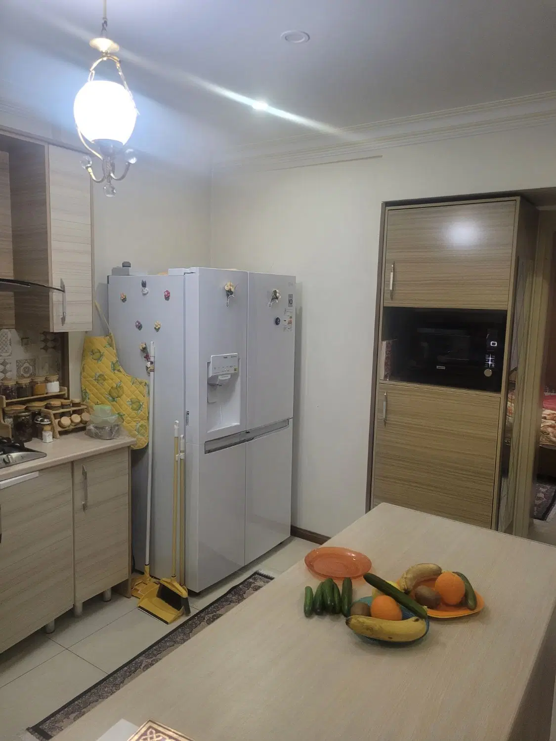 آپارتمان ۶۹ متری-بلوار کریم خان-ابتدای حافظ جنوبی