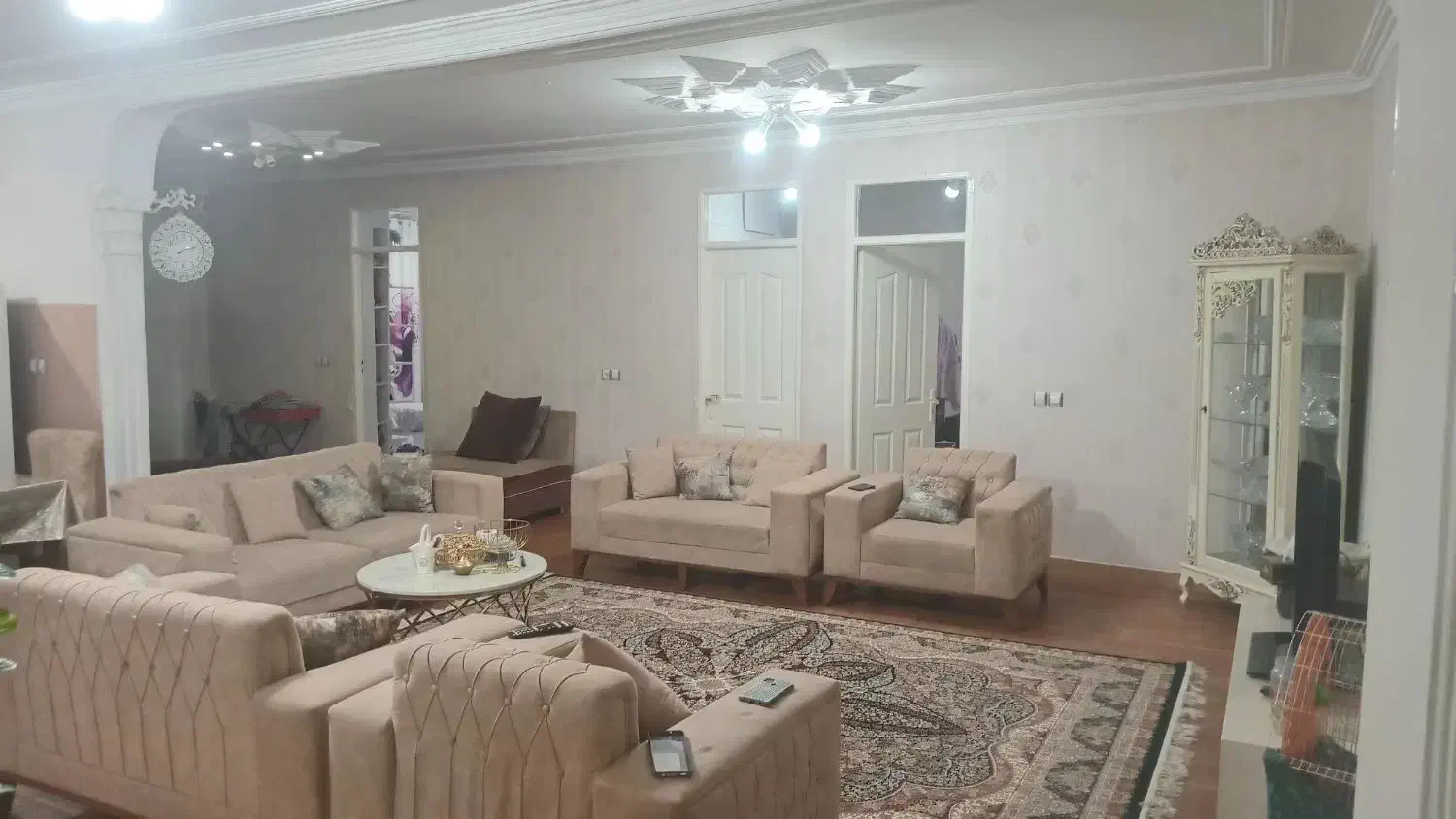 ویلایی داخل شهر