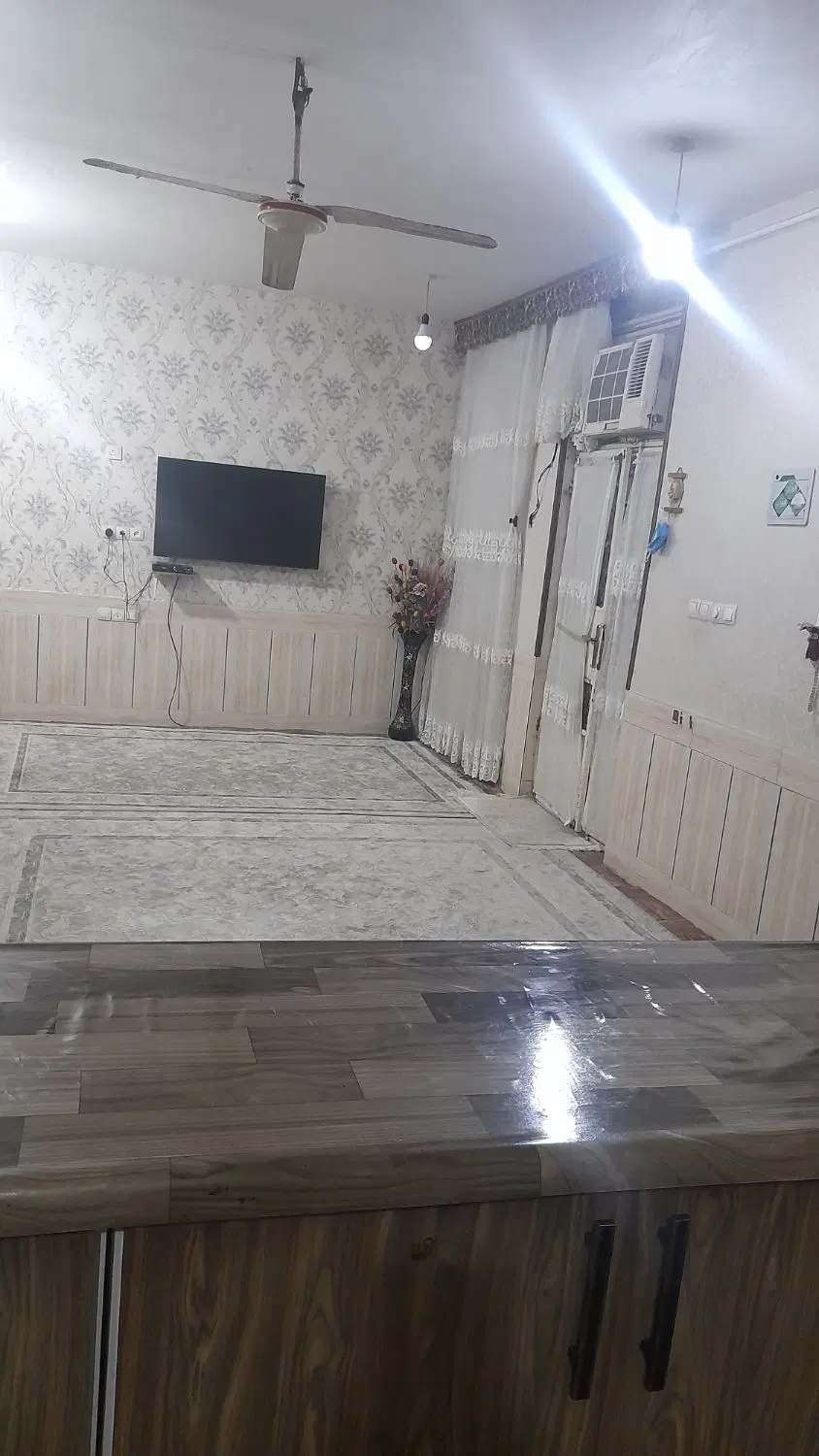 خانه طبقه همکف