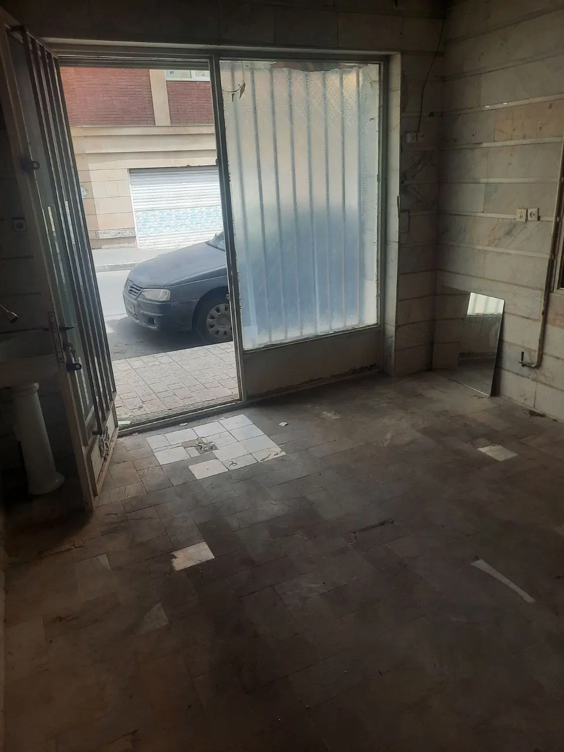 مغازه ۱۸ متری محله مینابی