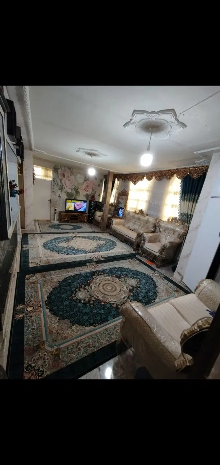 دو واحد ۸۵ متری